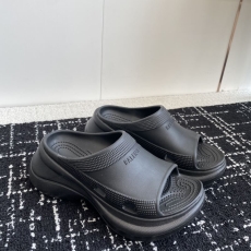 Balenciaga Slippers